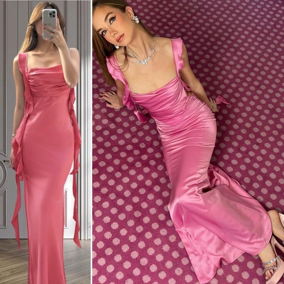 Brand New Nana Jacqueline Caroline
Dress in Magenta Pink Size Large - Picture 15 of 17